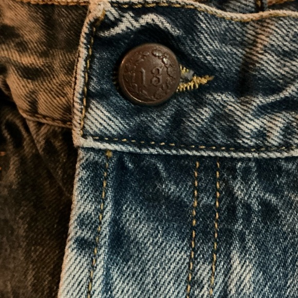 R13 Crossover Cropped Jeans Size 13/23 - Picture 6 of 7